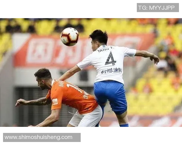 中国足球第一球星崛起之路从默默无闻到领航国家队的传奇历程