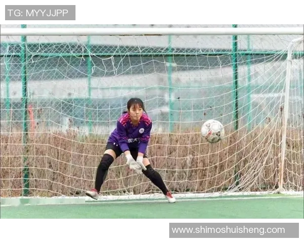 乌克兰足球女球星的荣耀之路与她在绿茵场上的传奇故事