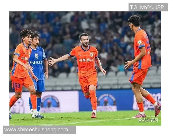 拉孜足球球星闪耀绿茵场展现非凡实力引领团队奋勇前行 拉孜足球球星闪耀绿茵场展现非凡实力引领团队奋勇前行