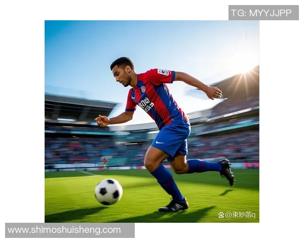 矮个子球星逆袭赛场 谁是业余足球中的小个子传奇